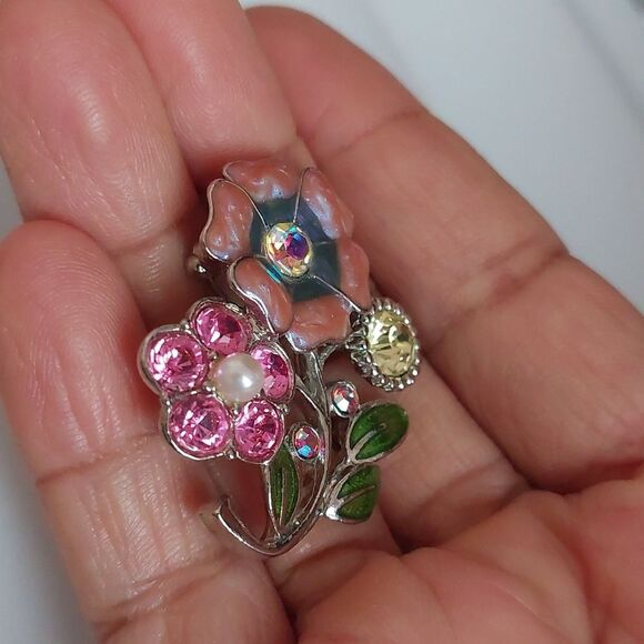 Unsigned Avon Multicolor Enameled and Rhinestone Embellished Flowers Brooch Pin - Picture 2 of 7